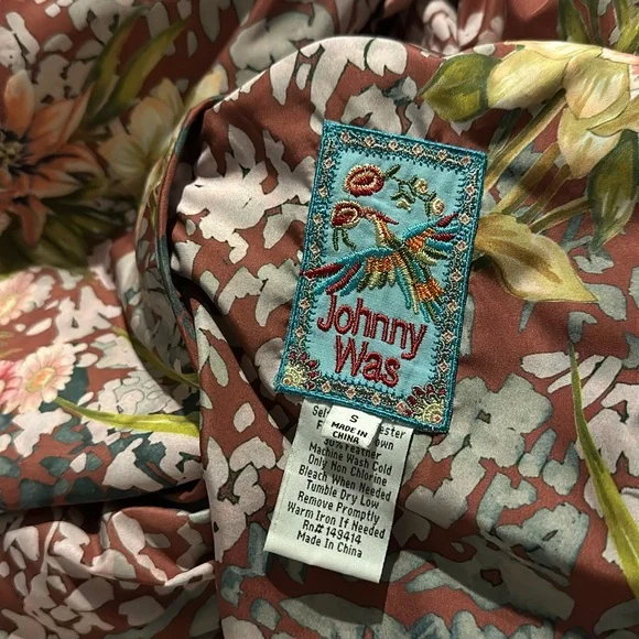 Johnny Was (reversible). Puffy (puff) coat but light weight coat. - Picture 11 of 12